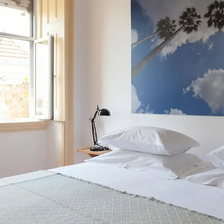 Πανσιόν Cheese & Wine Lapa *