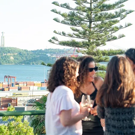 Cheese & Wine Lapa Πανσιόν *