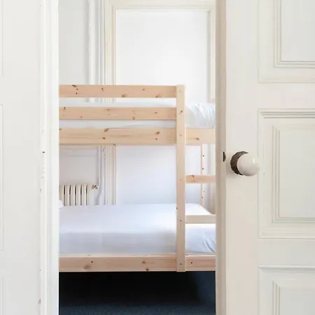 Cheese & Wine Lapa Lisbon