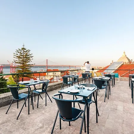 Cheese & Wine Lapa Lisbon