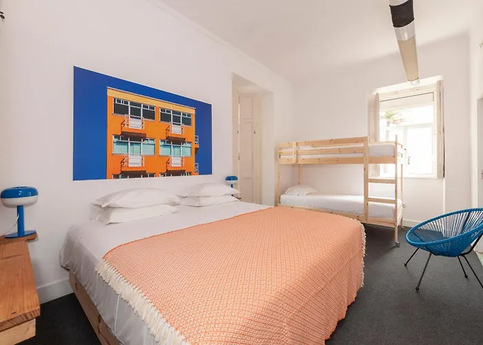 Cheese & Wine Lapa Гостьовий будинок Лісабон