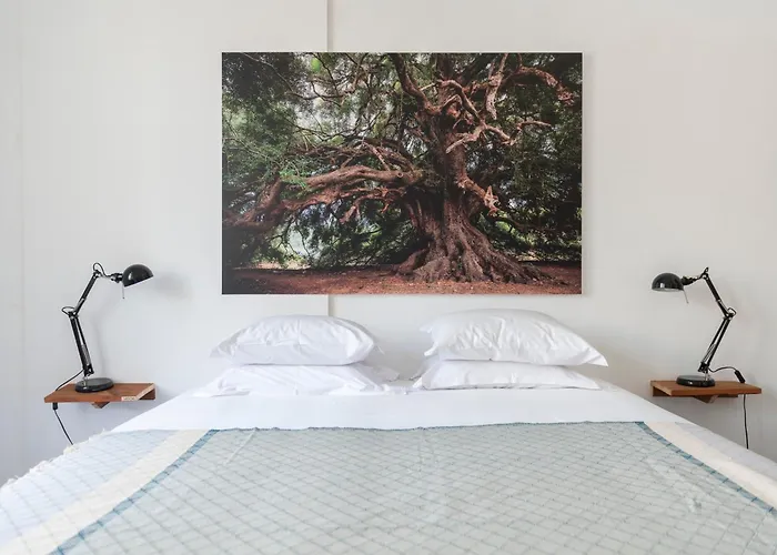 Cheese & Wine Lapa Гостьовий будинок Лісабон