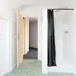 Guest house Cheese & Wine Lapa Lisbon
