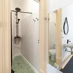 Guest house Cheese & Wine Lapa Lisbon