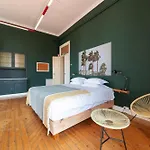 Cheese & Wine Lapa Guest house